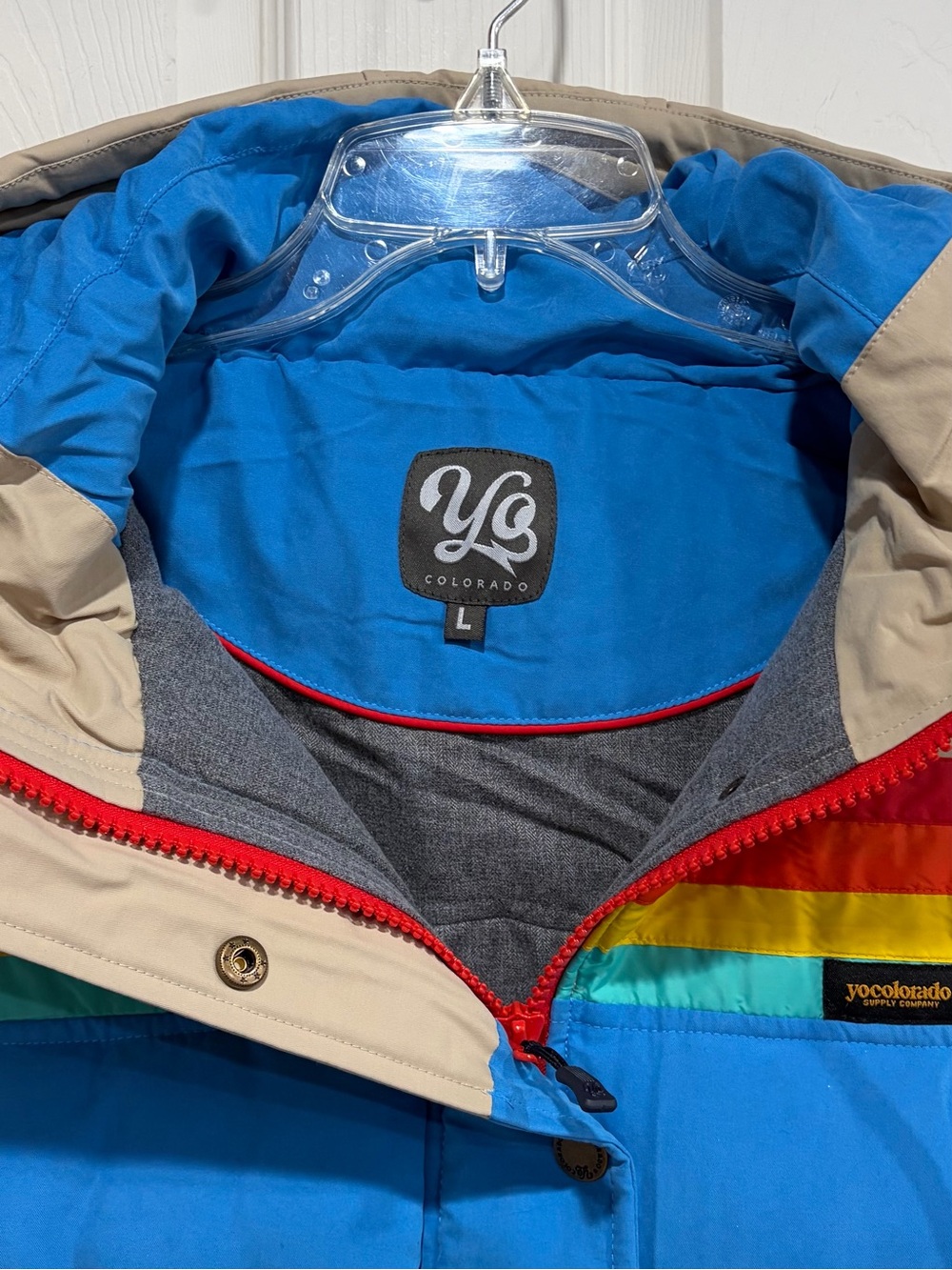 Yo Colorado Women's Large Epic Bluebird Puffer Hooded Vest NWT Blue Red Puff - Picture 4 of 13